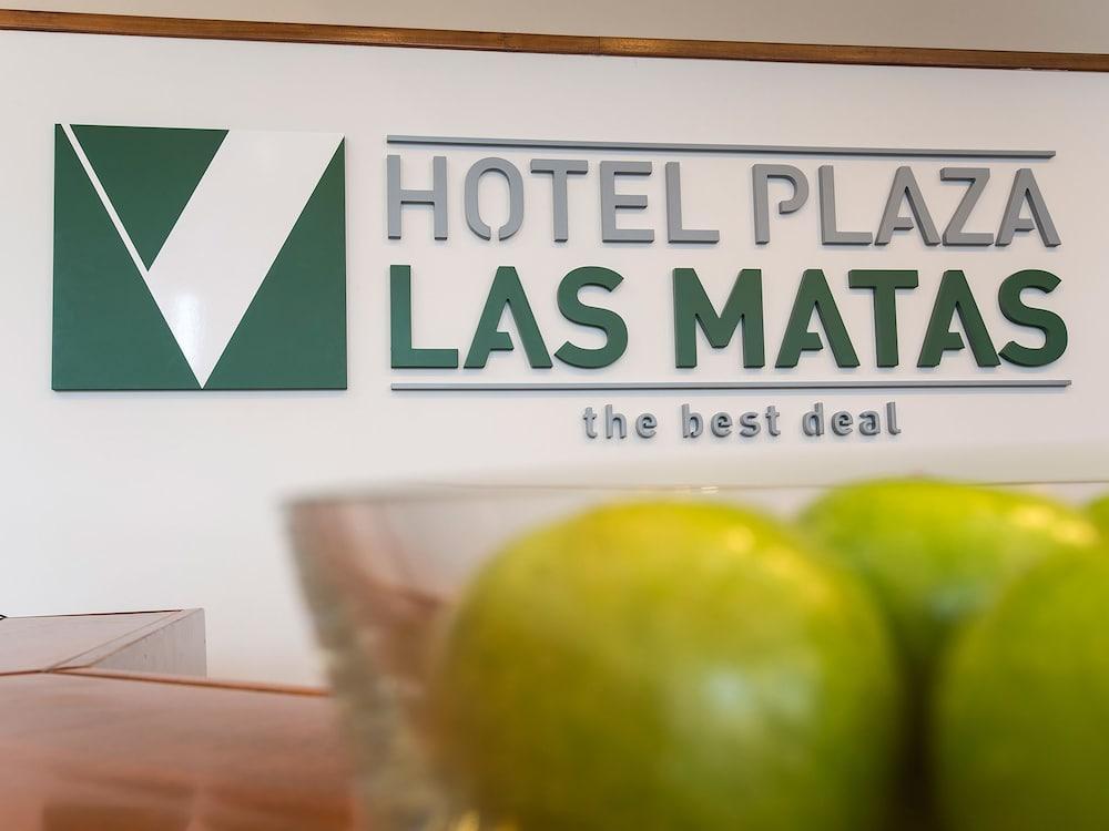 Hotel Plaza Las Matas Las Rozas de Madrid Exterior photo